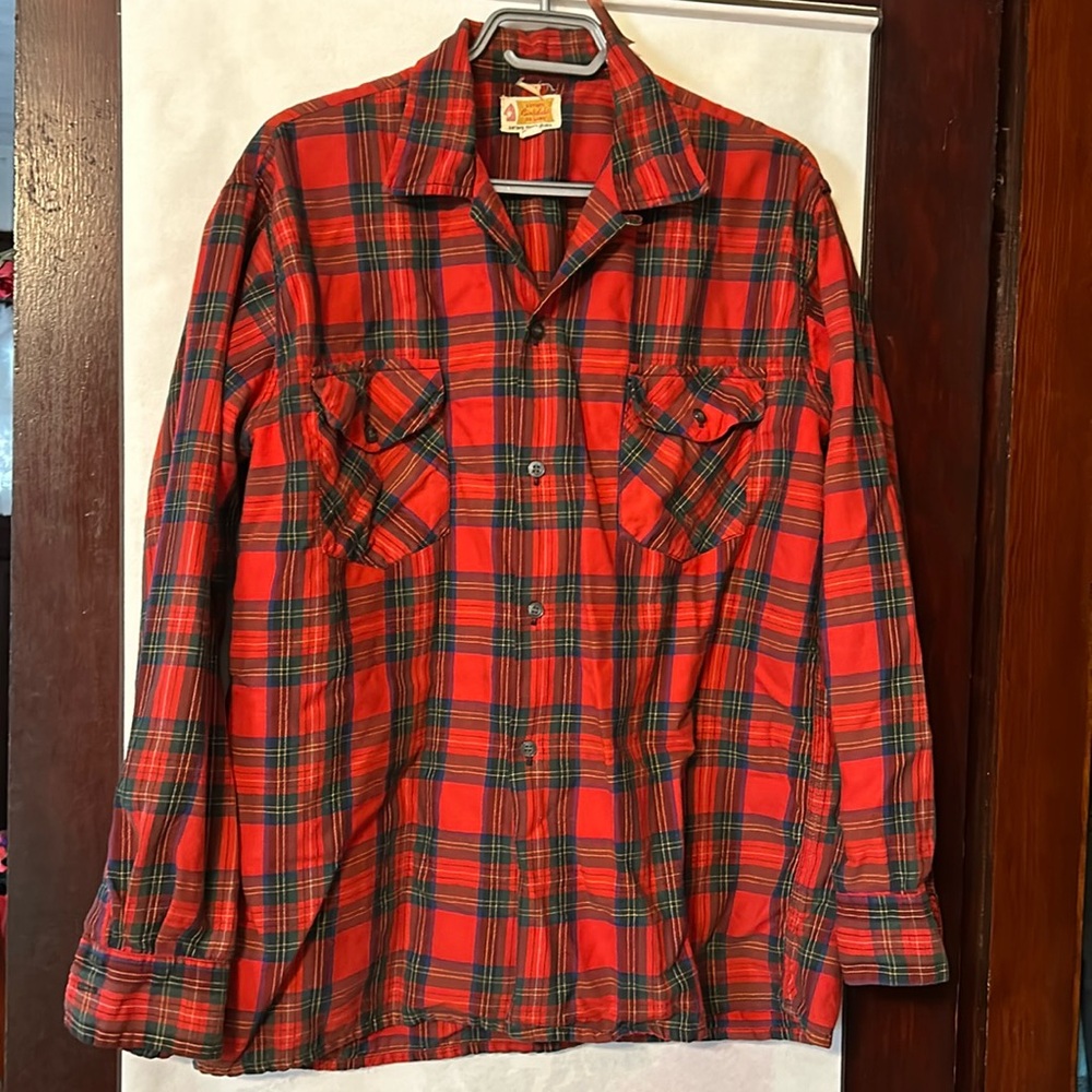 Vintage Eatons Binkdale Red Green Blue Plaid wool (42%) blend Shirt Size L